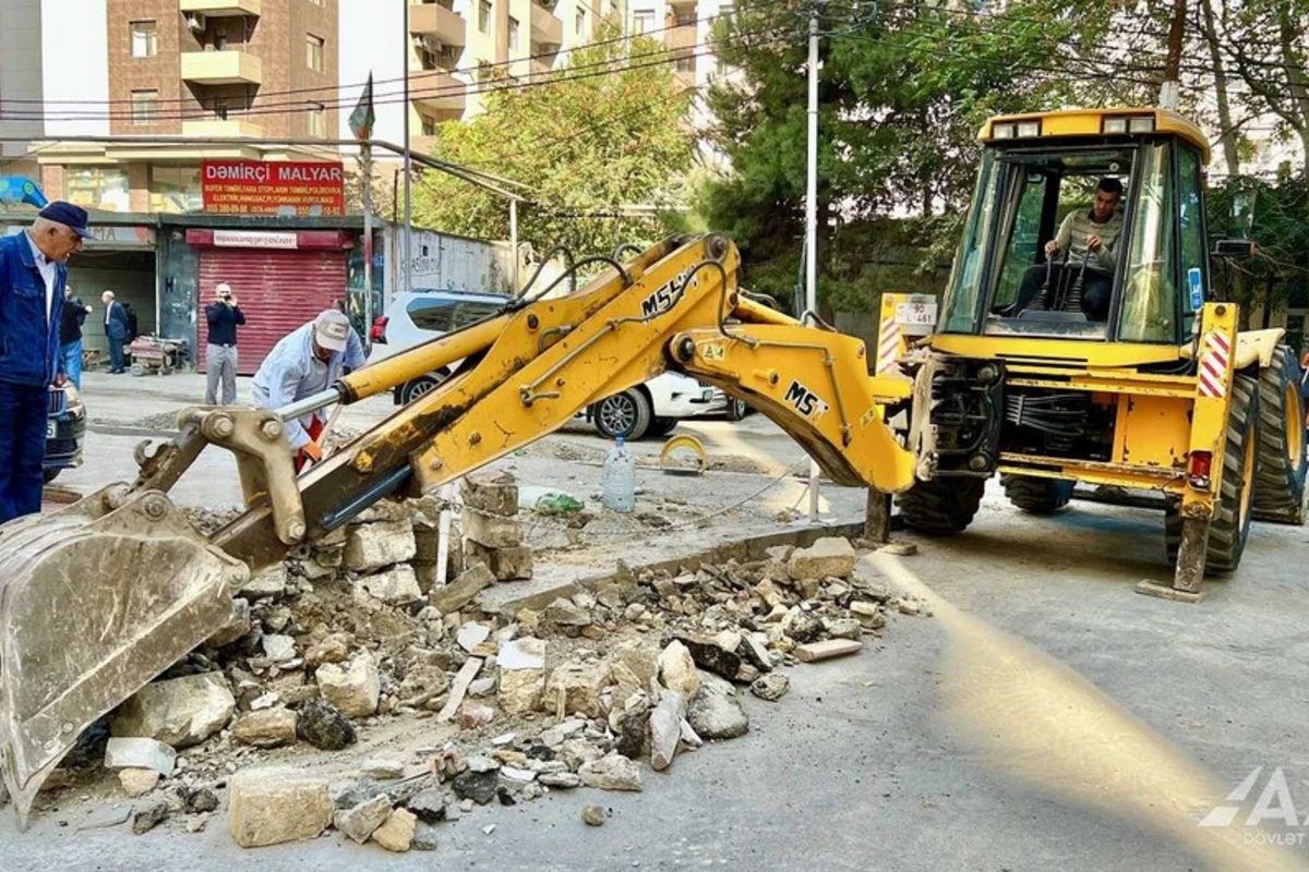Məsud Əlizadə küçəsi təmir edilir - FOTO/VİDEO