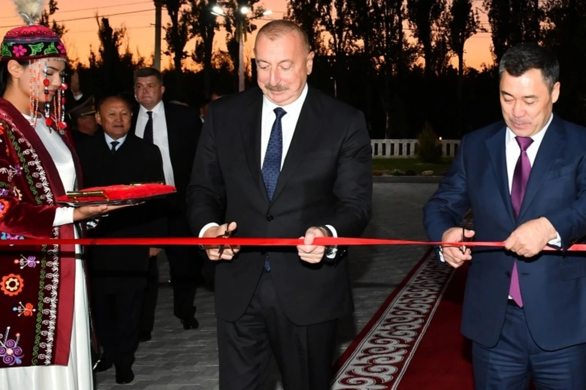 Bişkekdə Qırğızıstan-Azərbaycan Dostluq Parkı açılıb - FOTO - YENİLƏNİB Bişkekdə Qırğızıstan-Azərbaycan Dostluq Parkı açılıb - FOTO - YENİLƏNİB