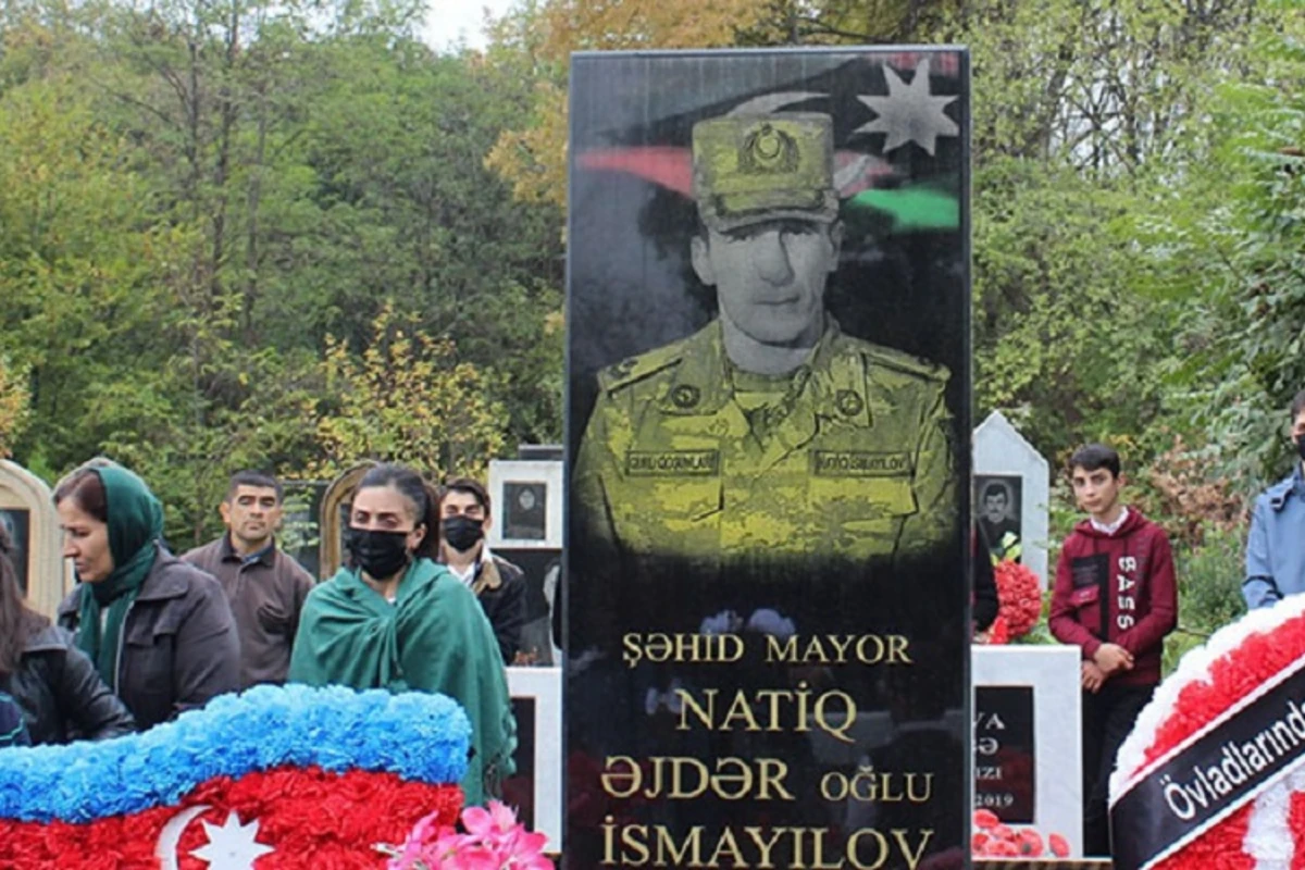 Şəhid mayorun anası vəfat etdi - FOTO