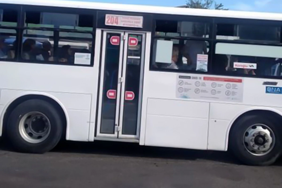 Bakıda avtobus sürücüsü döyülüb - VİDEO