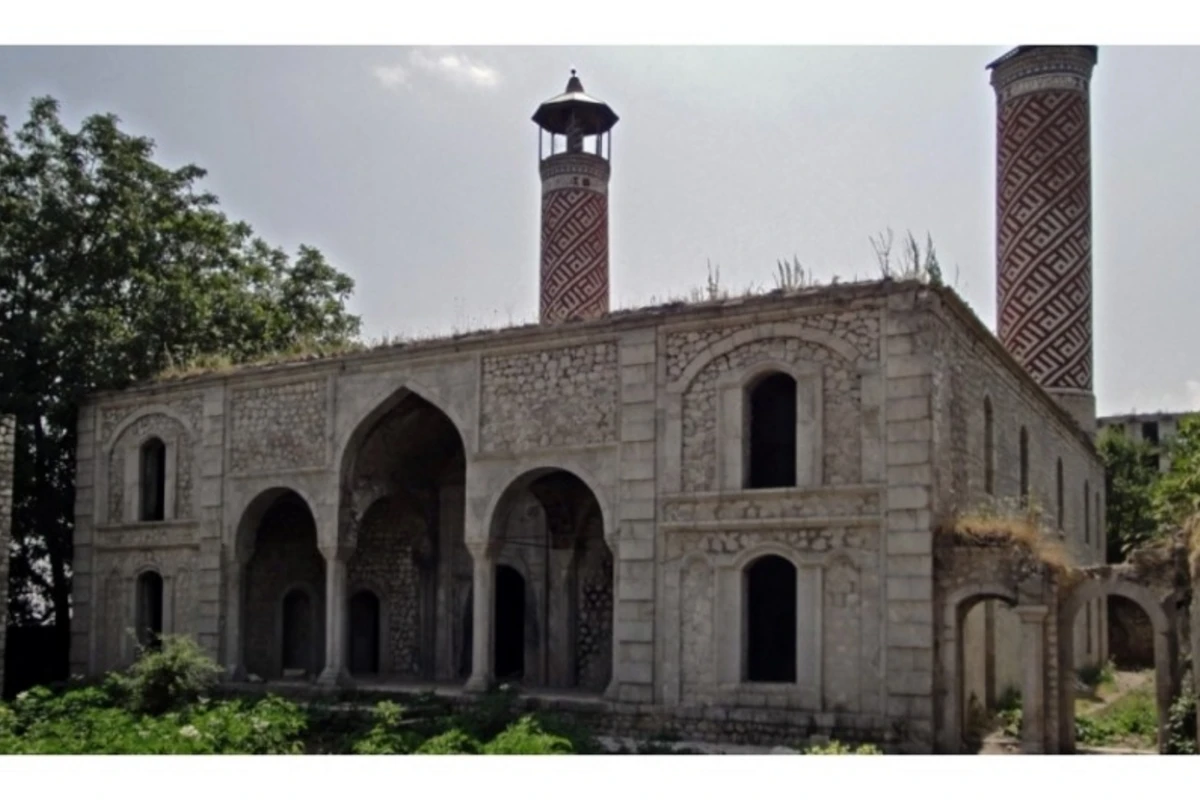 İran dini abidələri məhv edən Ermənistana öz dəstəyini bu gün də davam etdirir - RƏY