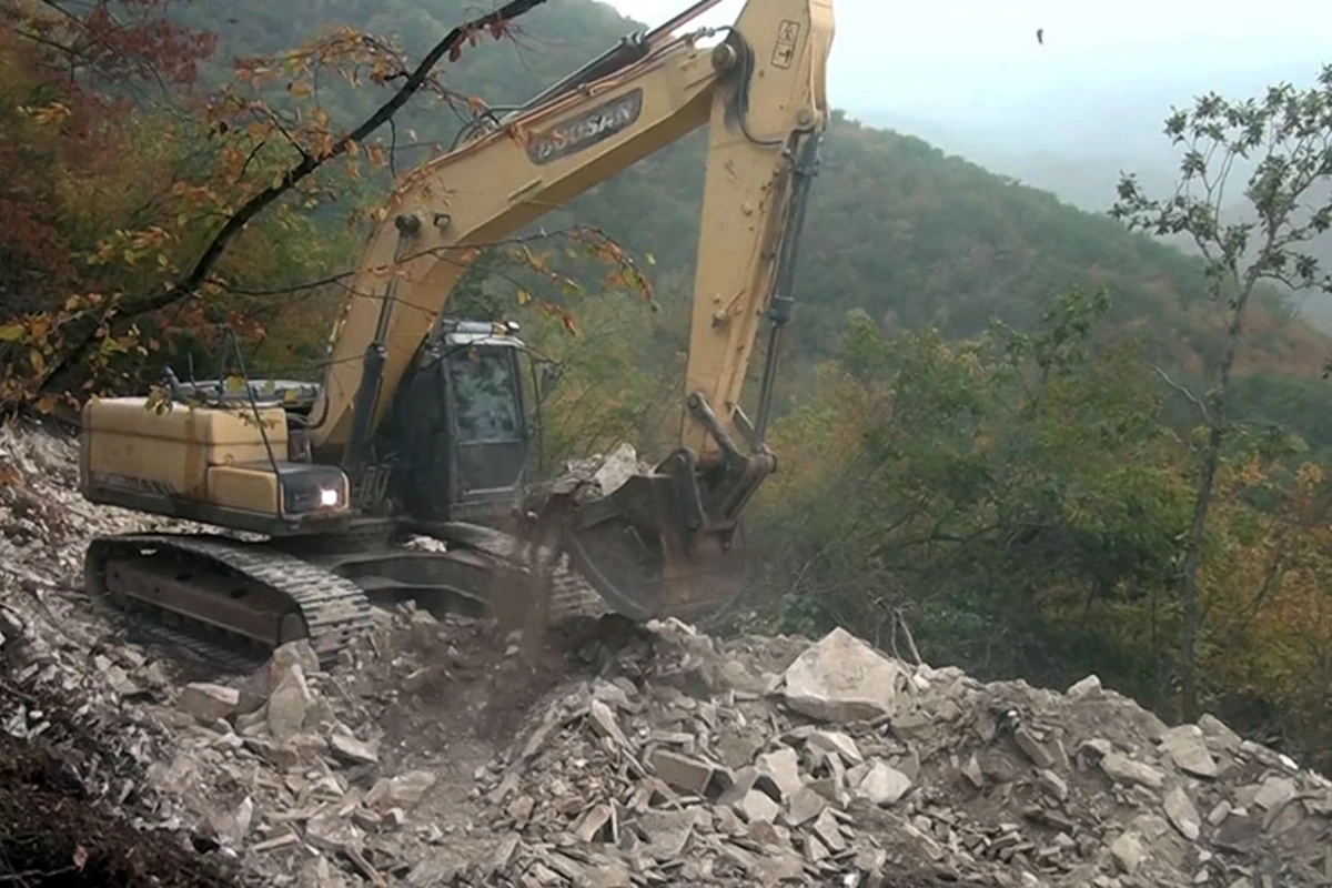 Azad edilmiş ərazilərdə 27 960 hektardan çox ərazi minalardan təmizlənib - FOTO/VİDEO