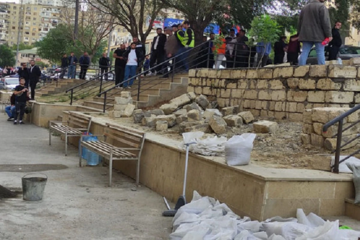 Bakıda tikilisi sökülən şəxs özünü yandırmağa cəhd etdi - FOTO