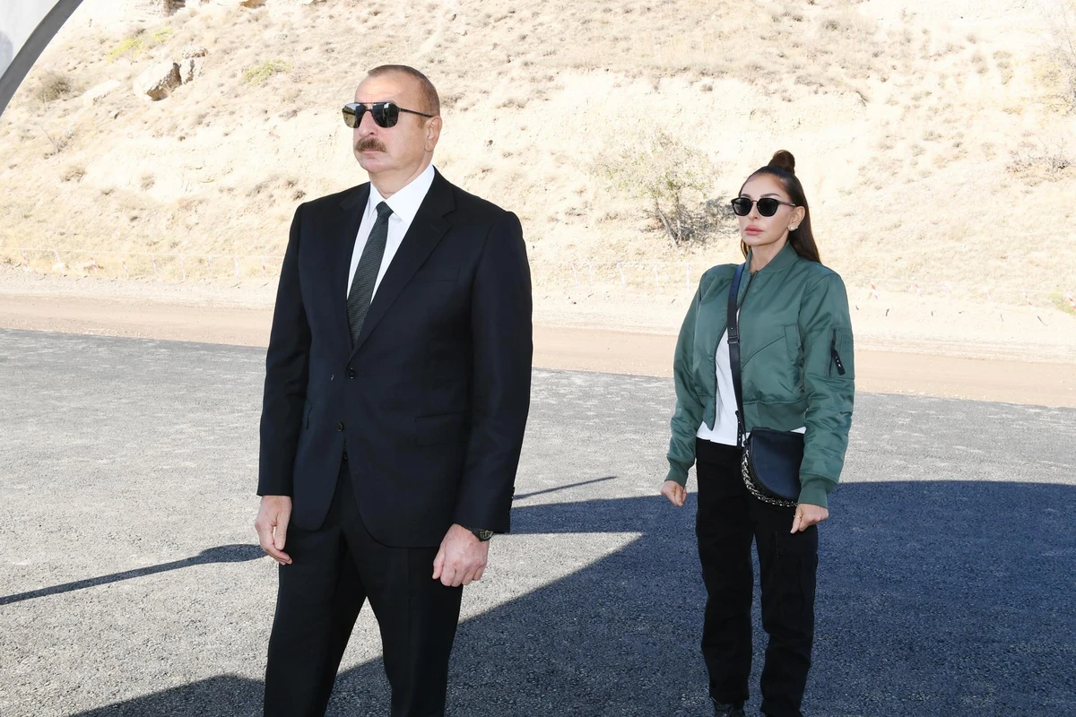 Prezident və xanımı Cəbrayıl rayonu ərazisinə 18 ceyranın buraxılmasında iştirak ediblər - FOTO - YENİLƏNİB