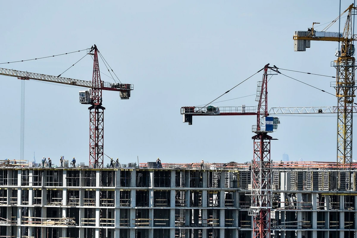 В Физули началось строительство новых жилых зданий