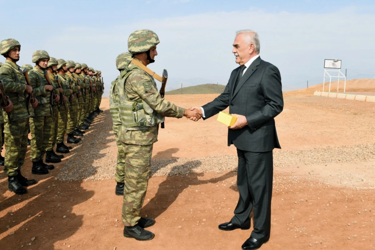 Naxçıvanın strateji yüksəkliklərində müdafiə istehkamları möhkəmləndirilib - FOTO