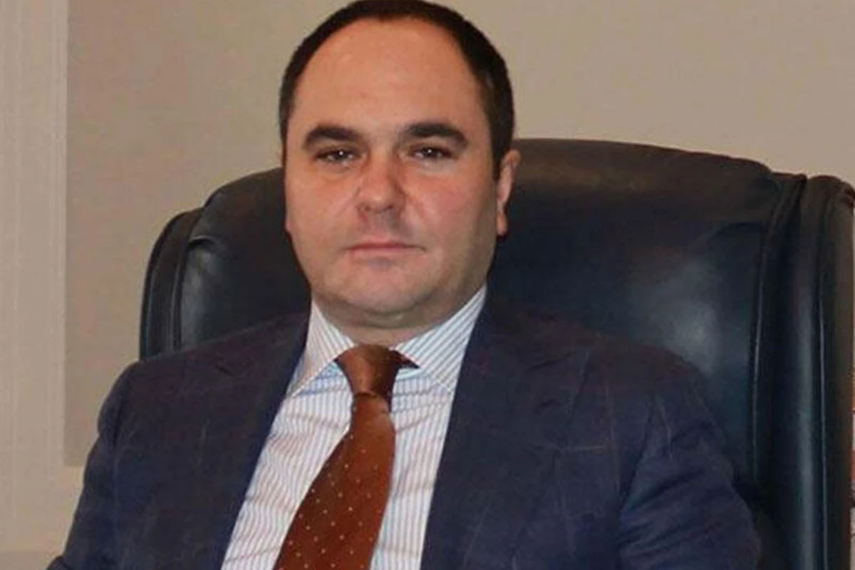 “Avtomobilim zirehli idi, 4 tərəfi kamera ilə çəkirdi” “Avtomobilim zirehli idi, 4 tərəfi kamera ilə çəkirdi”