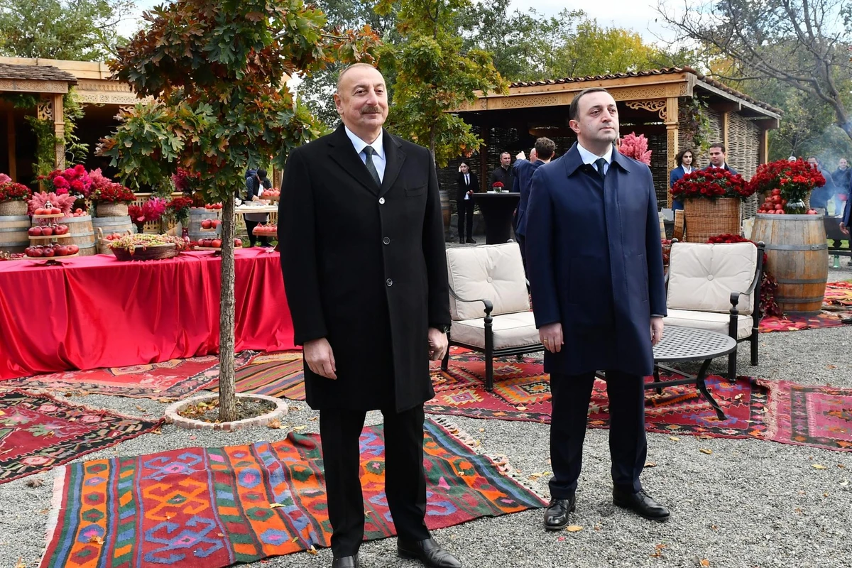 İlham Əliyev və İrakli Qaribaşvilinin Mçxetada birgə işçi naharı olub