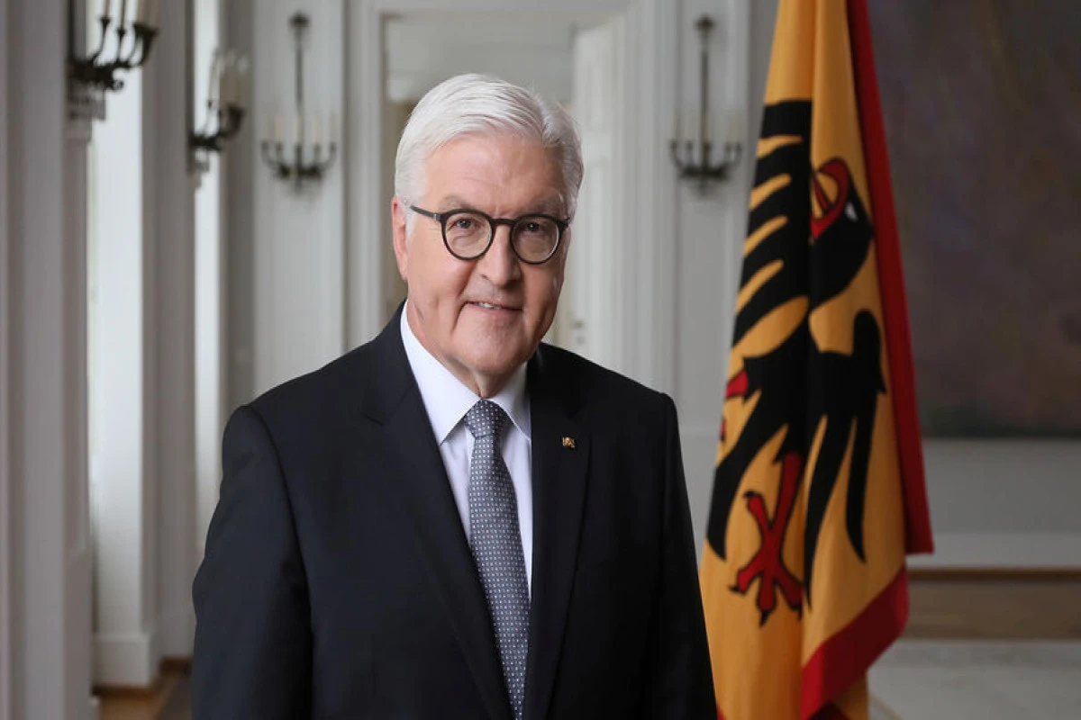 Almaniya Prezidenti Ukraynaya gedib