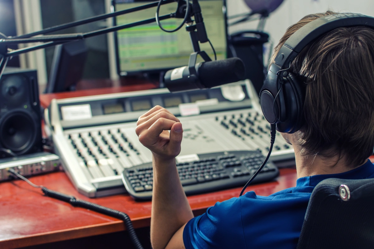 Azərbaycanda gələn il televiziya, radio və nəşriyyat sahəsinə ayrılacaq vəsait açıqlanıb