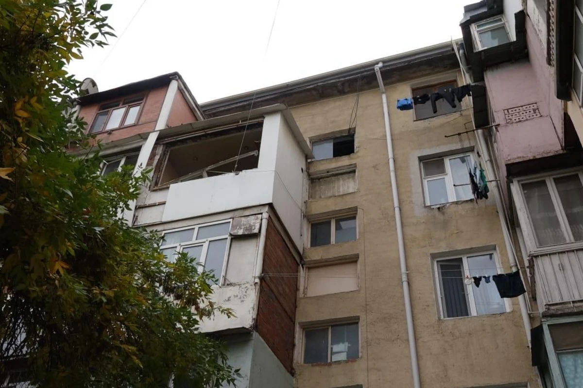 Взрыв в жилом доме в Баку: есть пострадавший - ОБНОВЛЕНО