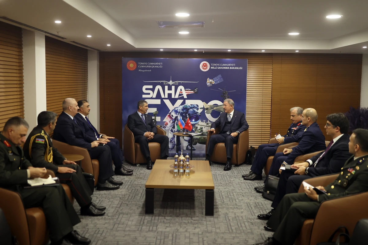 Azərbaycan və Türkiyə müdafiə nazirlərinin görüşü olub - FOTO