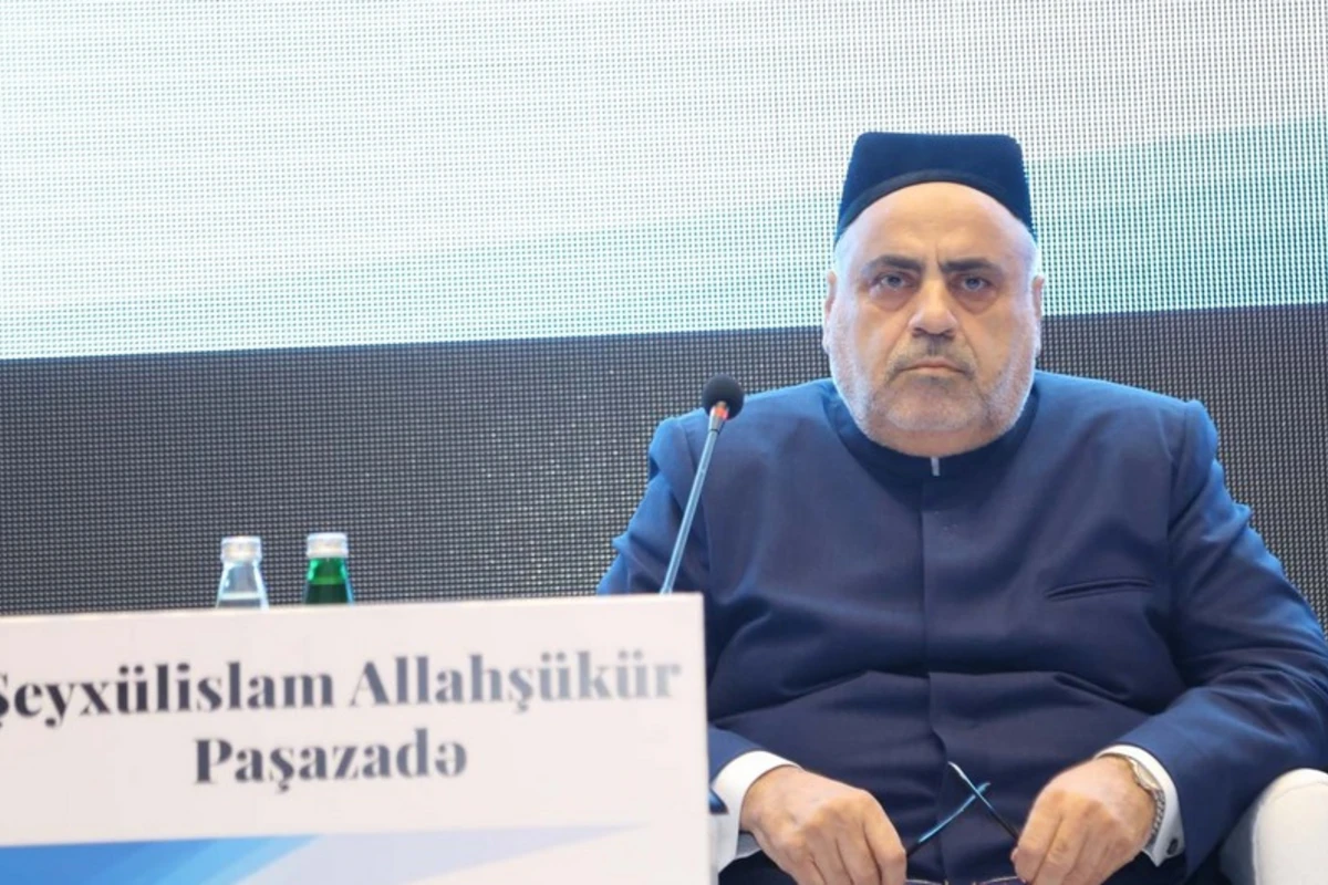 Şeyx İranın anti-Azərbaycan siyasəti barədə suallara cavab verməkdən boyun qaçırdı