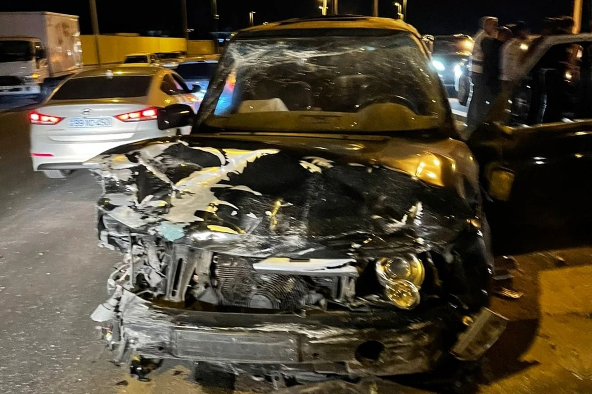 Dəhşətli qəza törədən “Range Rover” yüksək vəzifəli şəxsə məxsusdur? - Fotolar