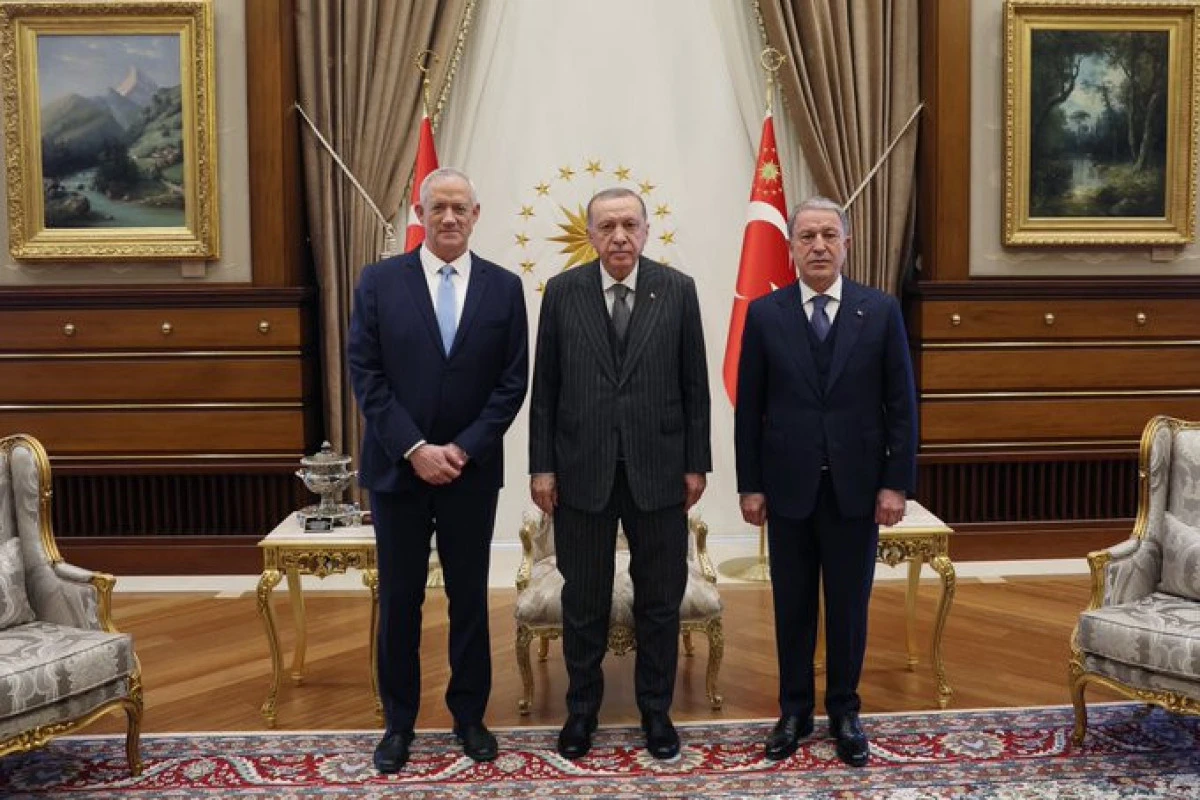 Ərdoğan İsrailin müdafiə nazirini qəbul edib - FOTO