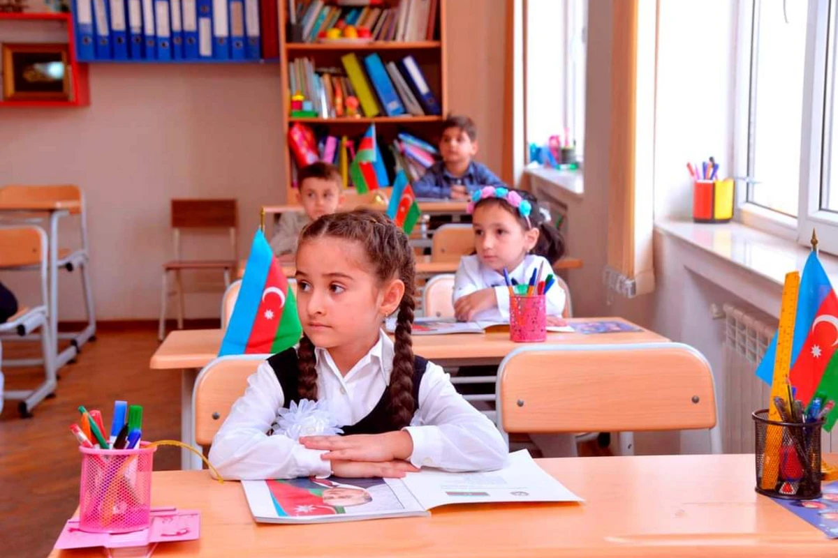 Sabahdan məktəbəhazırlıq qruplarında təhsil alan uşaqların elektron yerdəyişməsi başlayır Sabahdan məktəbəhazırlıq qruplarında təhsil alan uşaqların elektron yerdəyişməsi başlayır