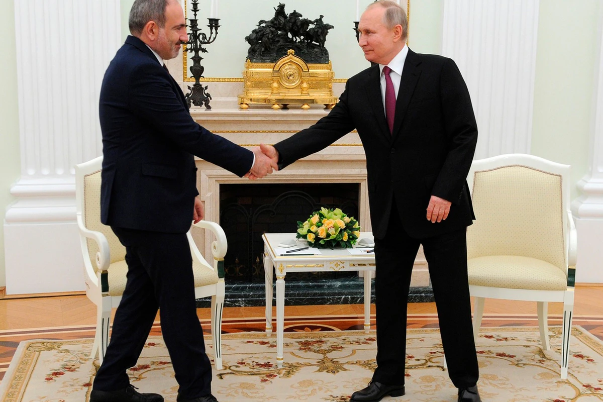 В Сочи завершилась встреча Путина и Пашиняна тет-а-тет - ОБНОВЛЕНО + ВИДЕО