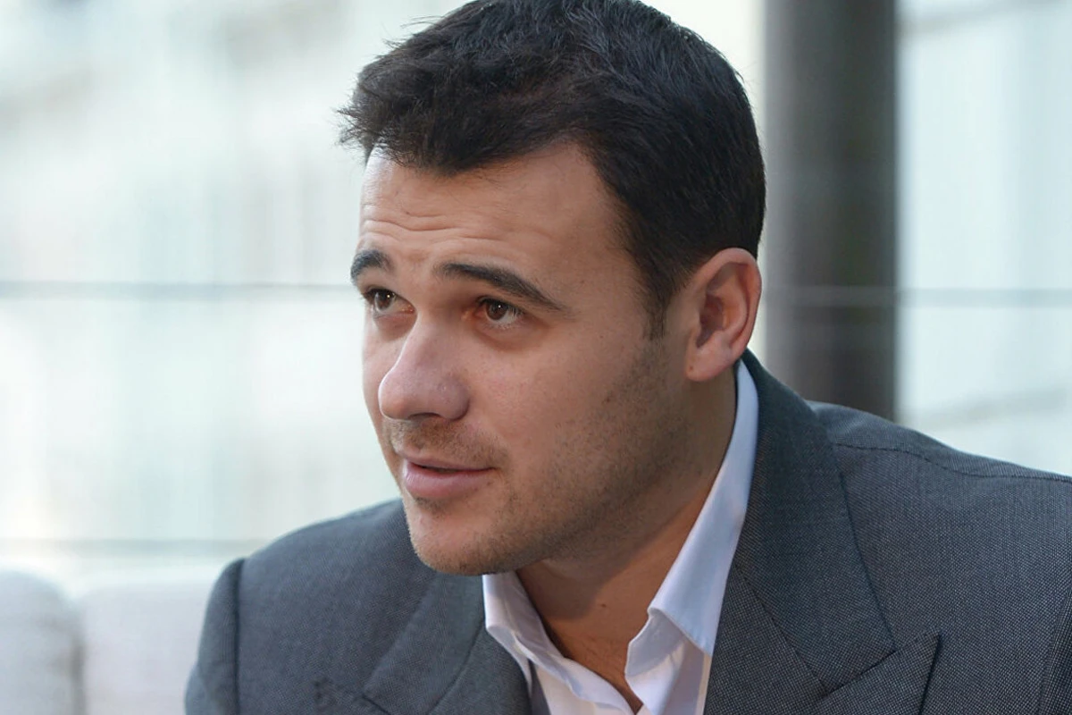 Emin Ağalarova qarşı dələduzluq - FOTO