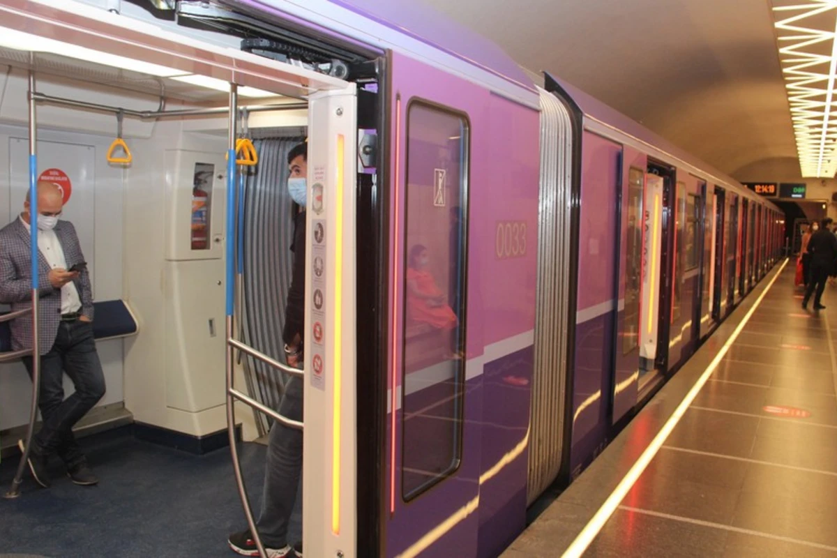 Bakı metrosunda yenilik - Metronun bu stansiyalarında 7 vaqonlu qatarlar işləyəcək - FOTO