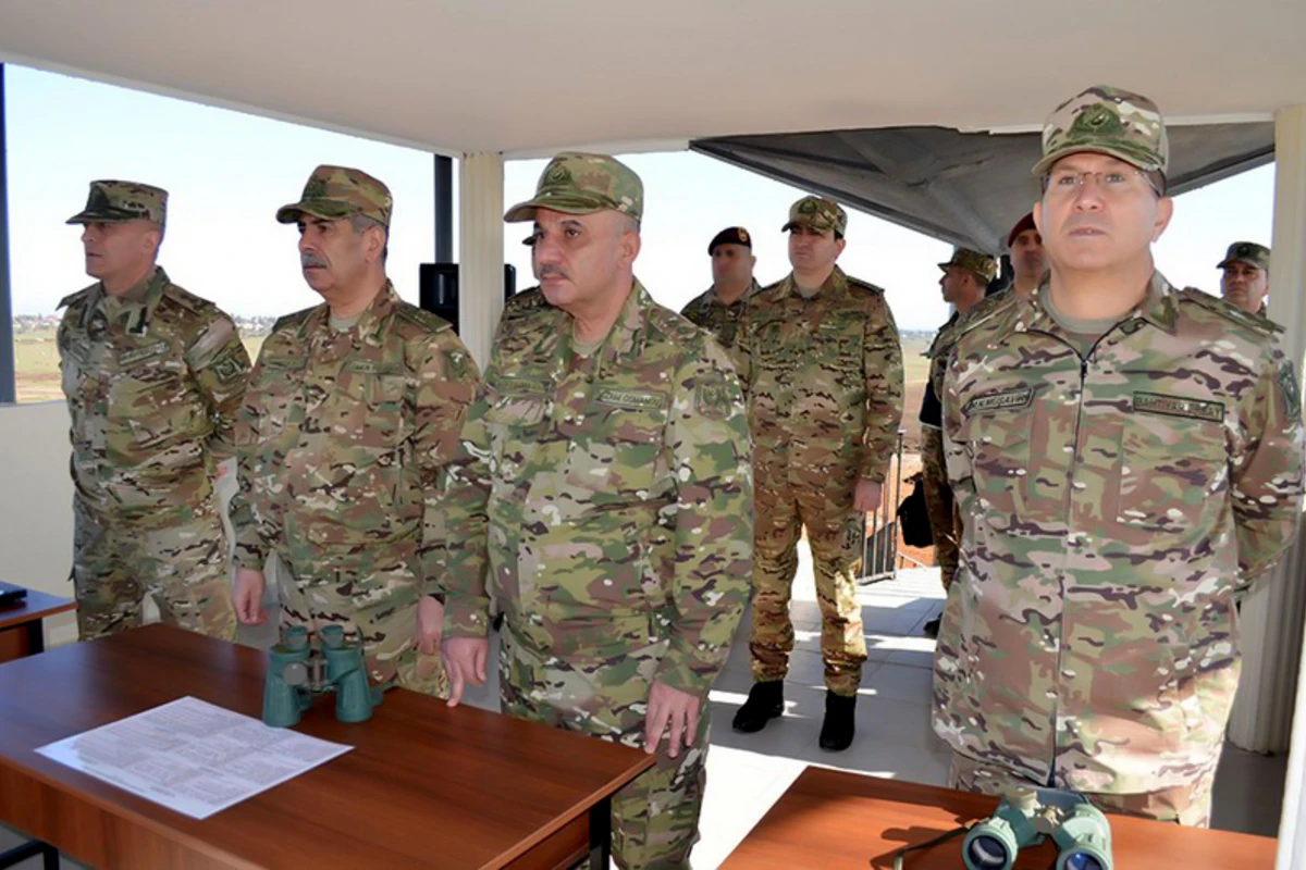 Türkiyəli general Azərbaycanın cənub sərhədlərində xüsusi təyinatlıların təlimini izləyib - FOTO