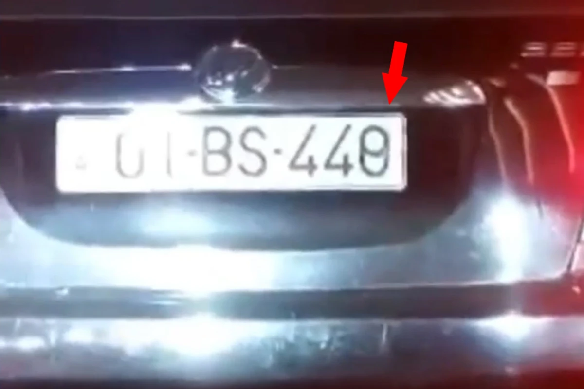 Bakıda cərimədən yayınmağa çalışan sürücüdən qeyri-adi “çıxış yolu” - VİDEO