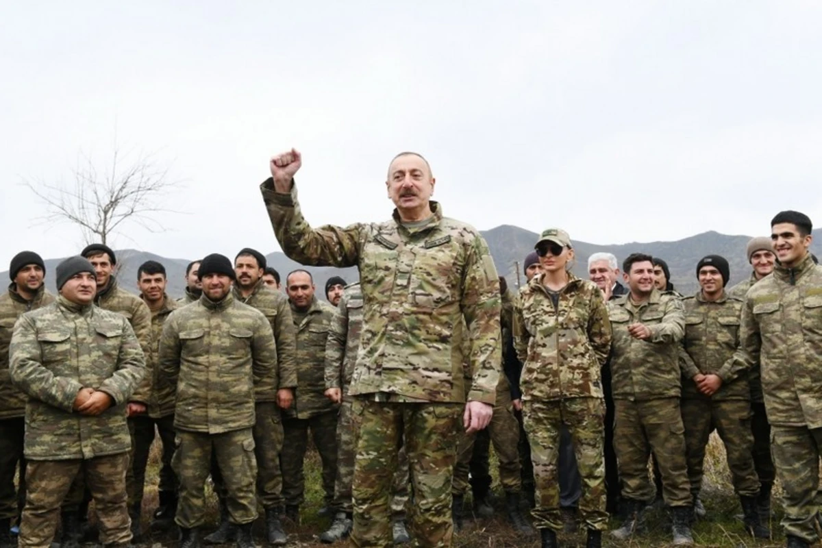 Единство общества с сильным лидером: Сильное Азербайджанское государство