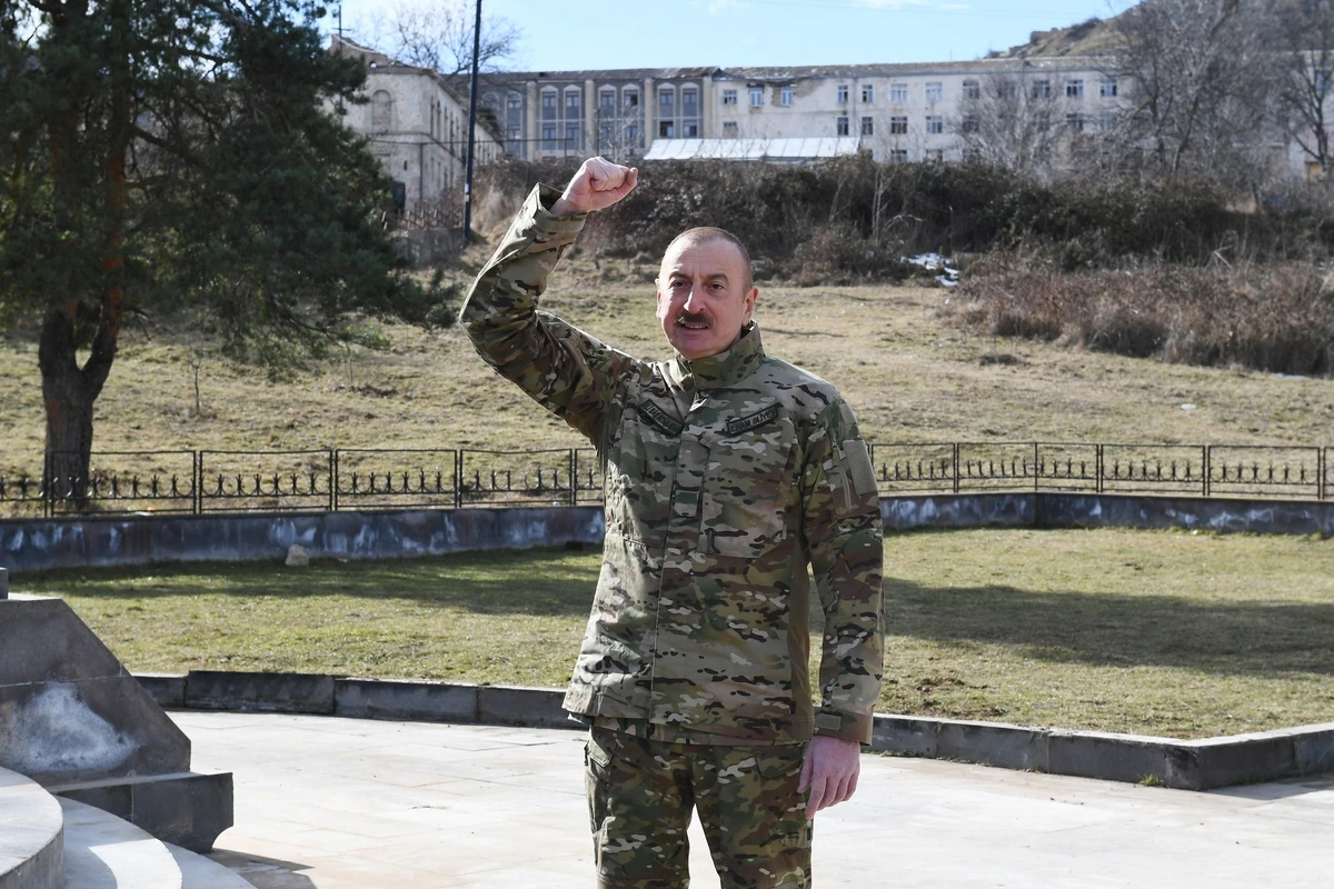 Президент Ильхам Алиев выполнил обещание, данное великому лидеру и своему народу - КОММЕНТАРИЙ + ФОТО