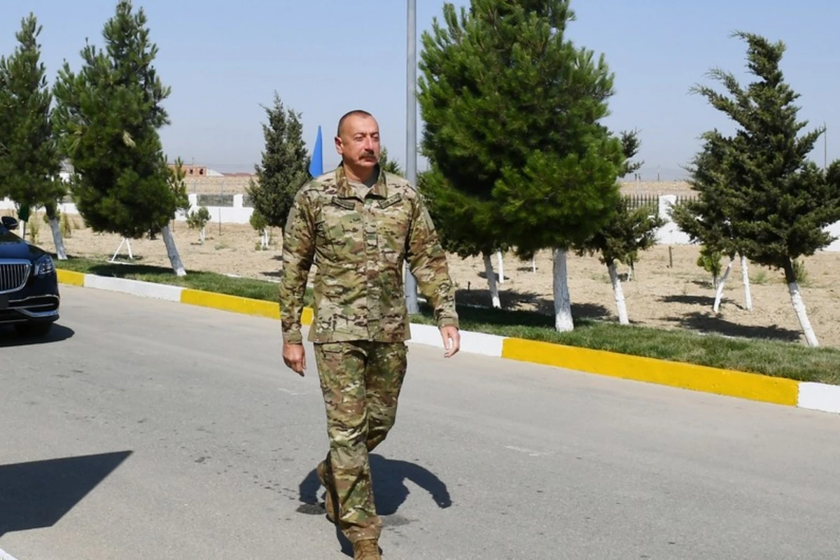 Ali Baş Komandan Füzulidə Zəfər Günü münasibətilə hərbçiləri təbrik edib