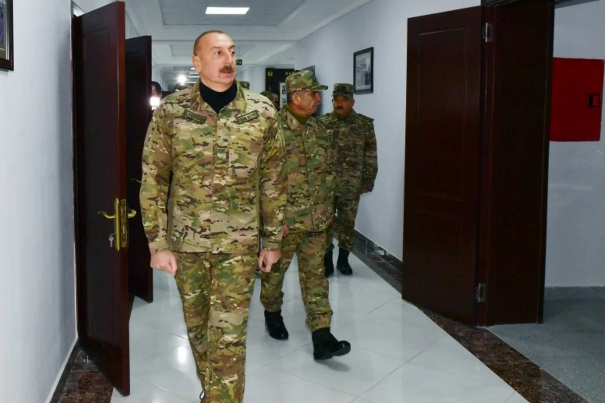 İlham Əliyev Füzulidə yeni hərbi hissədə yaradılan şəraitlə tanış olub - FOTO - YENİLƏNİB