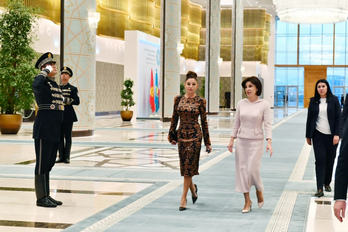 Mehriban Əliyeva Ziroatxon Mirziyoyeva ilə görüşüb - FOTO