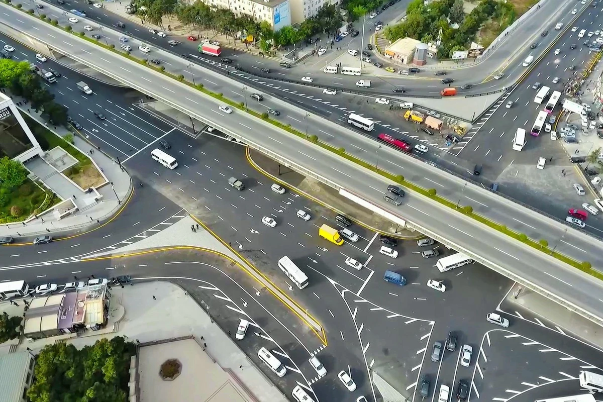 20 Yanvar dairəsində insan həyatı üçün TƏHLÜKƏ - FOTO/VİDEO 20 Yanvar dairəsində insan həyatı üçün TƏHLÜKƏ - FOTO/VİDEO