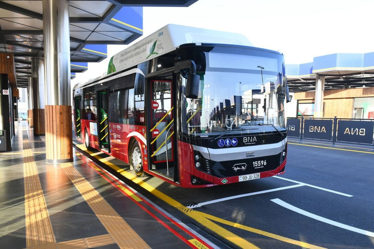 В Баку Baku Bus сбил насмерть пешехода