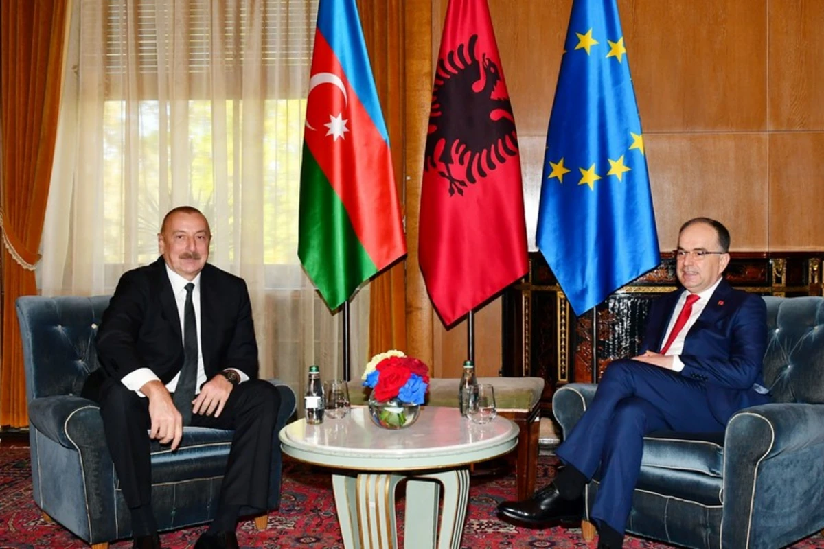 İlham Əliyevin Albaniya Prezidenti ilə təkbətək görüşü olub - FOTO