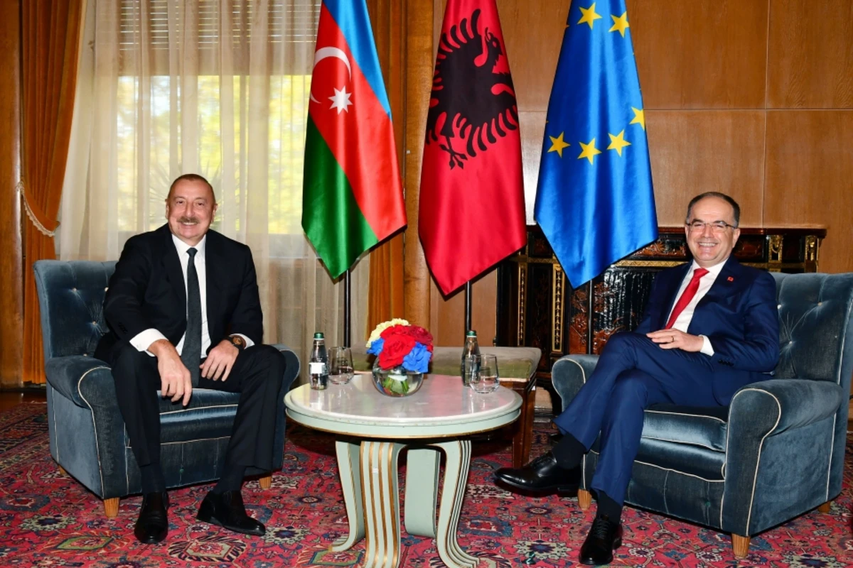 İlham Əliyev albaniyalı həmkarını Azərbaycana rəsmi səfərə dəvət edib