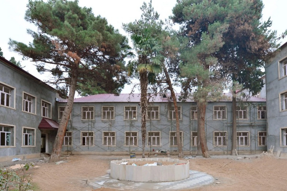 İşğaldan azad edilən ərazilərdə tikiləcək məktəblərin sayı açıqlanıb