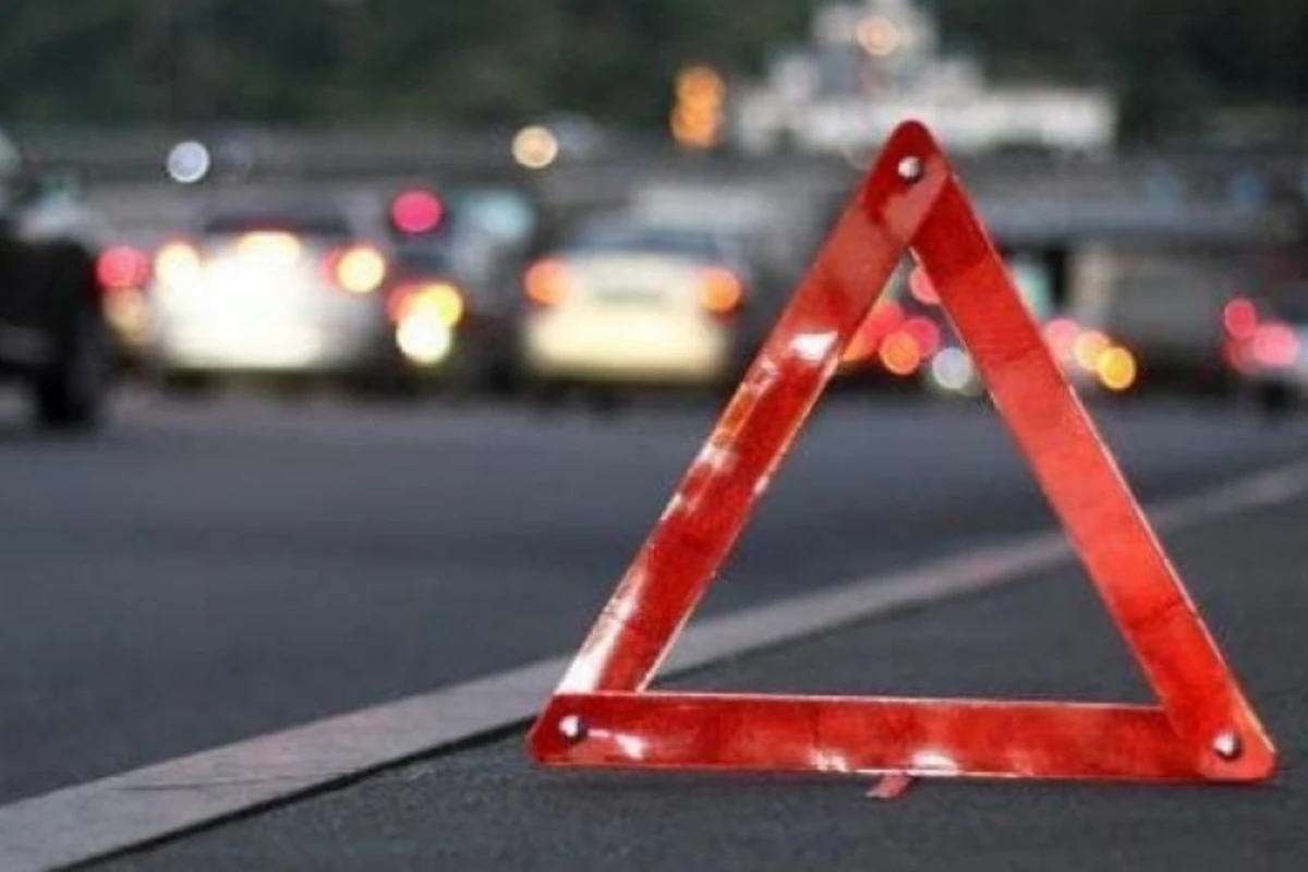 В Баку 70-летнюю женщину сбил автомобиль