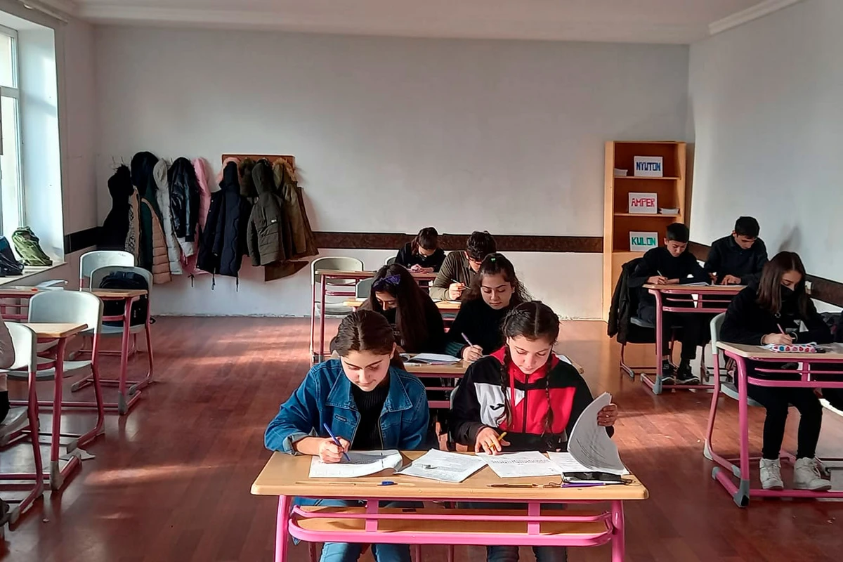 Məktəblərin istiliklə təmin olunmasına başlanılıb