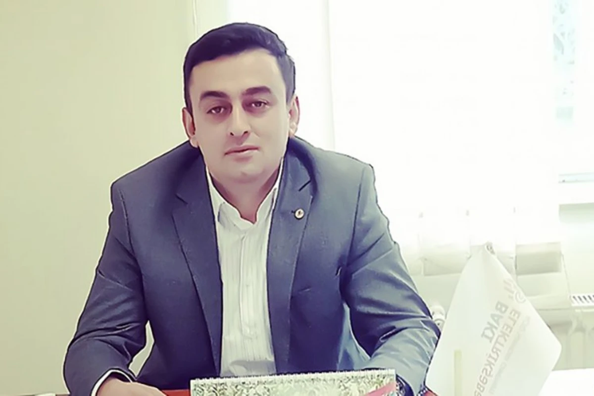 Vəzifəli şəxs ailəsi ilə qəzaya düşdü - 22 yaşlı xanımı öldü - FOTO