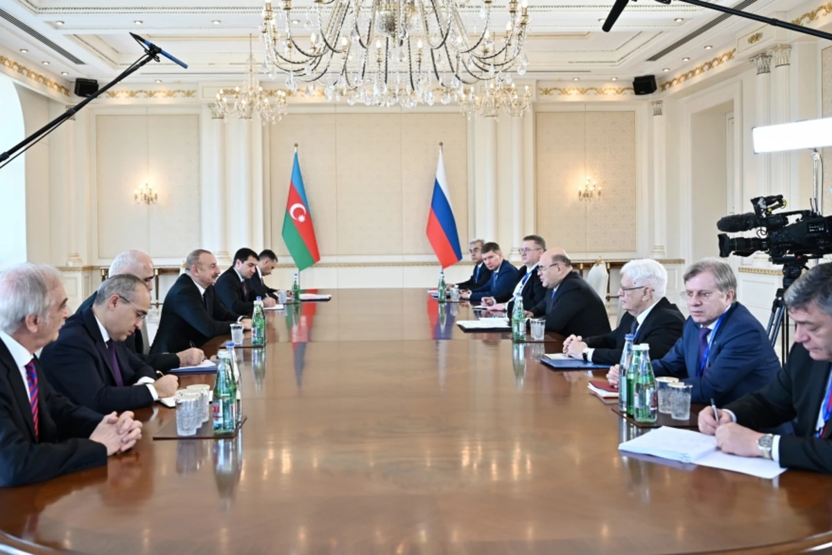 Состоялась встреча Президента Азербайджана и главы правительства РФ в расширенном составе - ОБНОВЛЕНО-1 + ФОТО