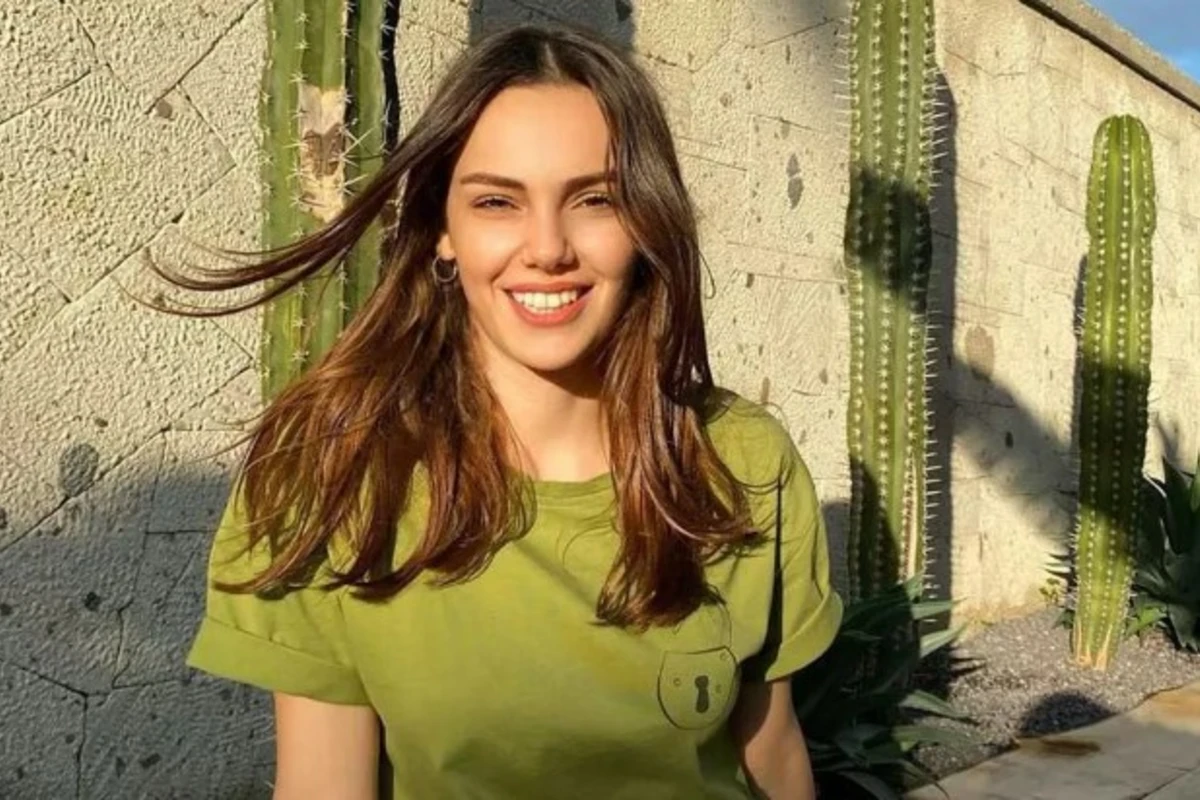 Tanınmış aktrisa reklamdan 9 MİLYON QAZANACAQ - FOTO