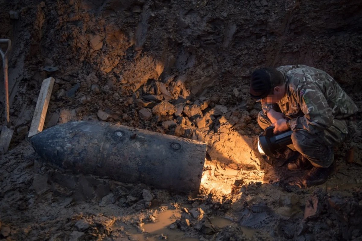 İtaliyada İkinci Dünya Müharibəsindən qalma bomba partladılıb