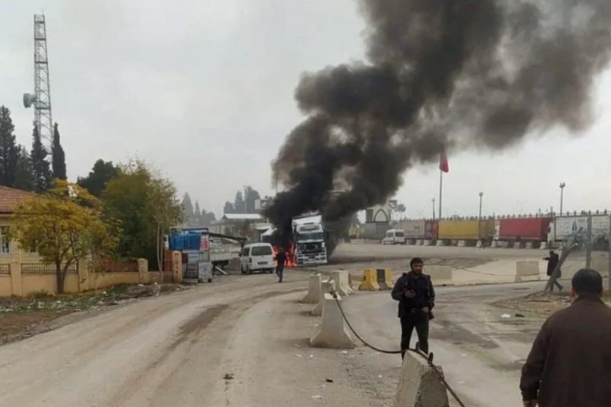 Suriyadan Türkiyəyə raket atılması nəticəsində ölənlərin sayı 3-ə çatıb - FOTO