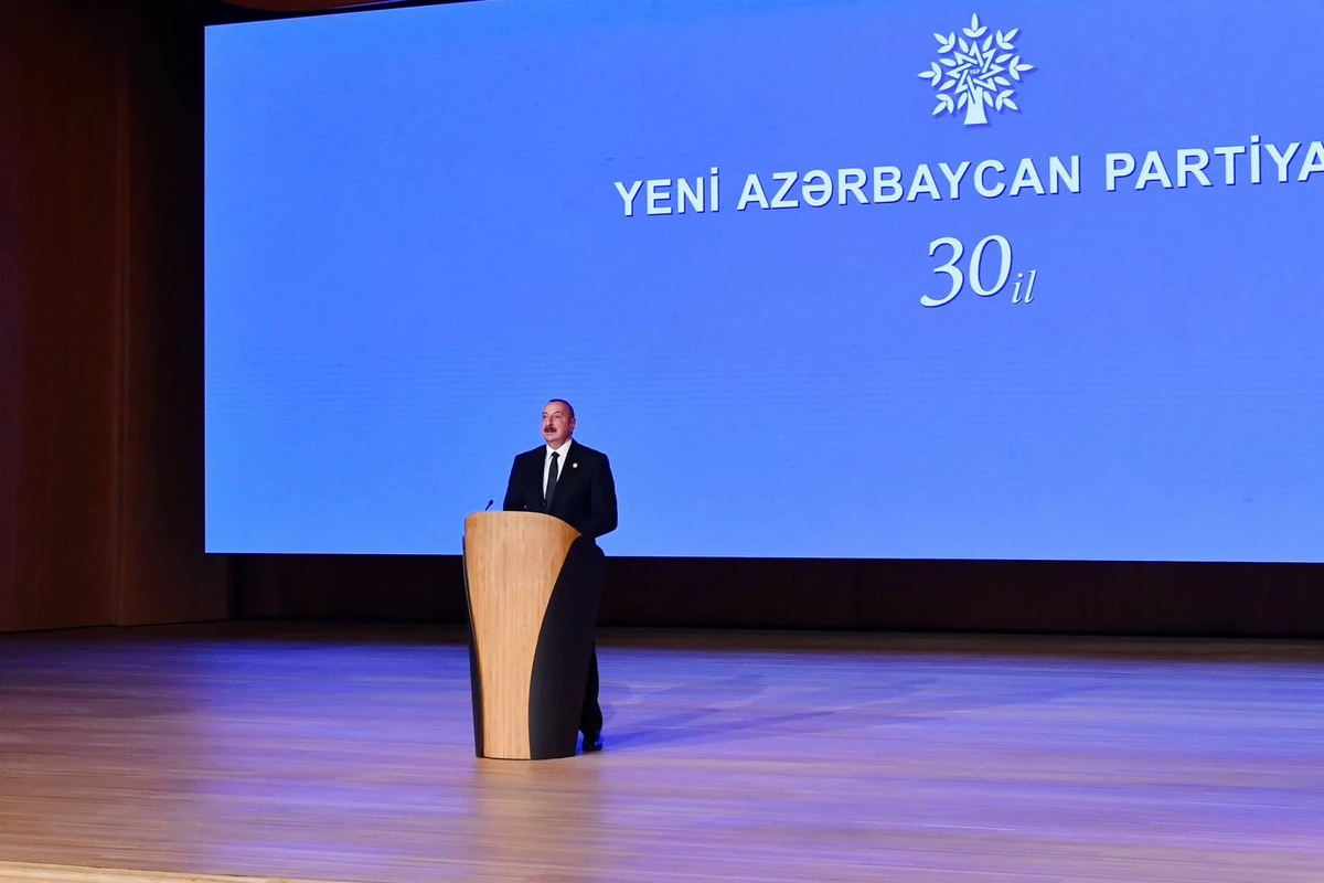 Azərbaycan lideri: “Fransa Ermənistana indi himayədarlıq edir, onlar bir-birinə bacı deyirlər” Azərbaycan lideri: “Fransa Ermənistana indi himayədarlıq edir, onlar bir-birinə bacı deyirlər”