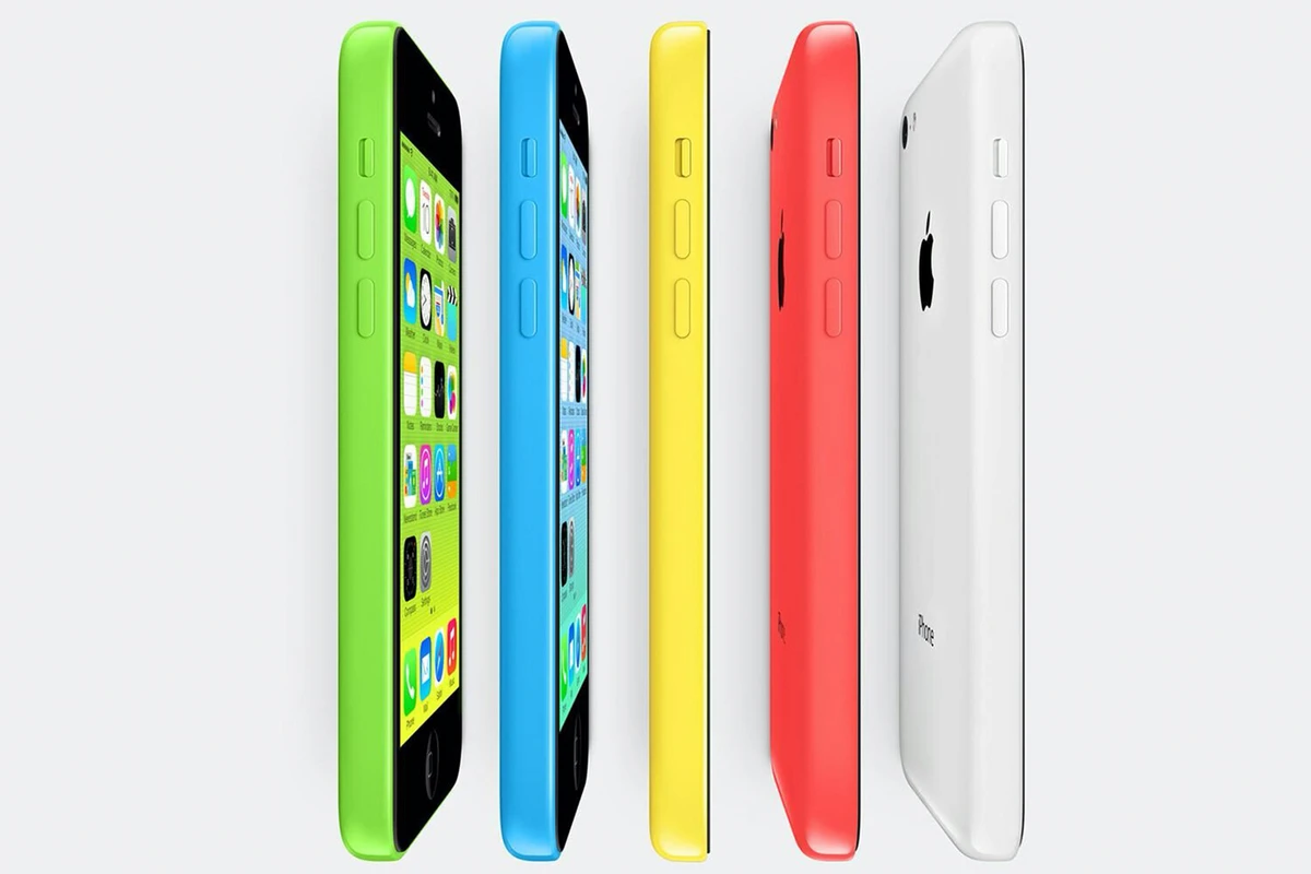 Apple планирует отказаться от узнаваемой черты в iPhone