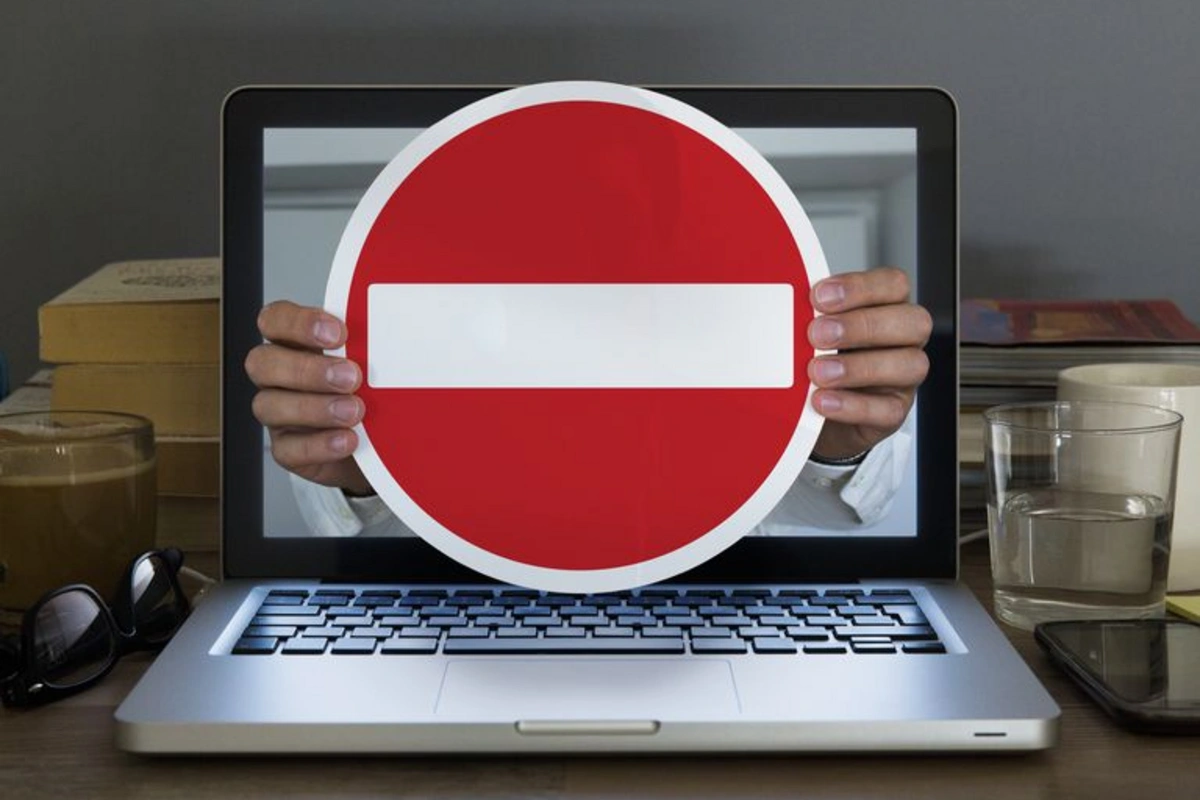 İranda internetə giriş bloklandı - FOTO