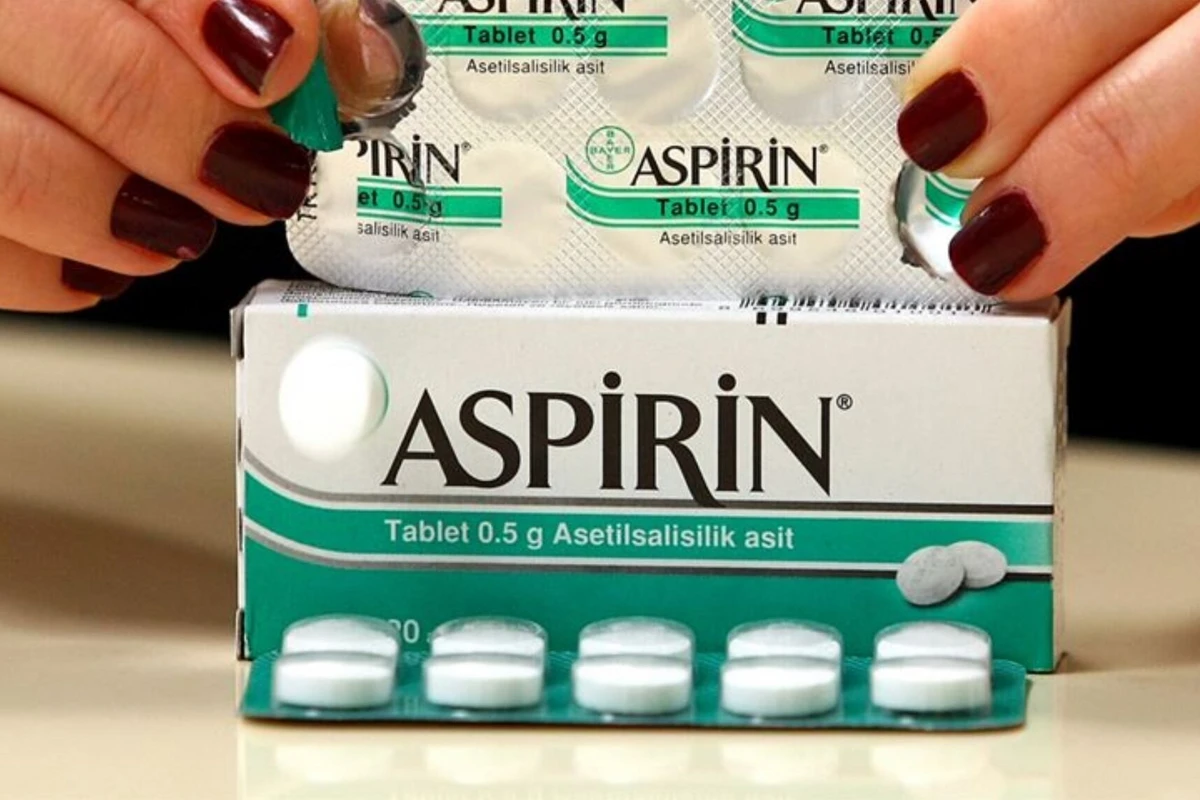 Deputat: Dərman problemi var, artıq “Aspirin” də tapılmır