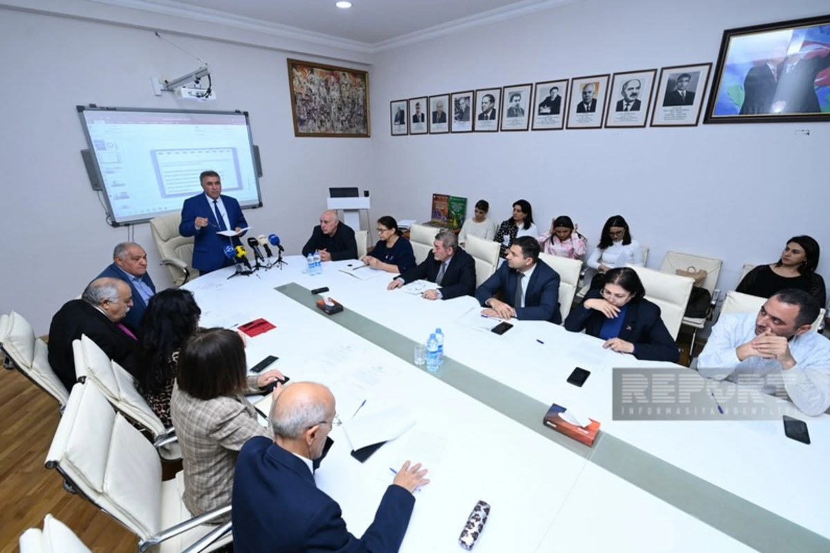 Dilçilik İnstitutu: İşimiz sözlərin düzgün yazılış və deyiliş qaydalarını müəyyənləşdirməkdir