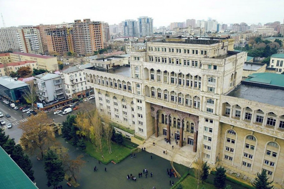 Zorakılıq edən iki əcnəbi tələbə Tibb Universitetindən QOVULDU