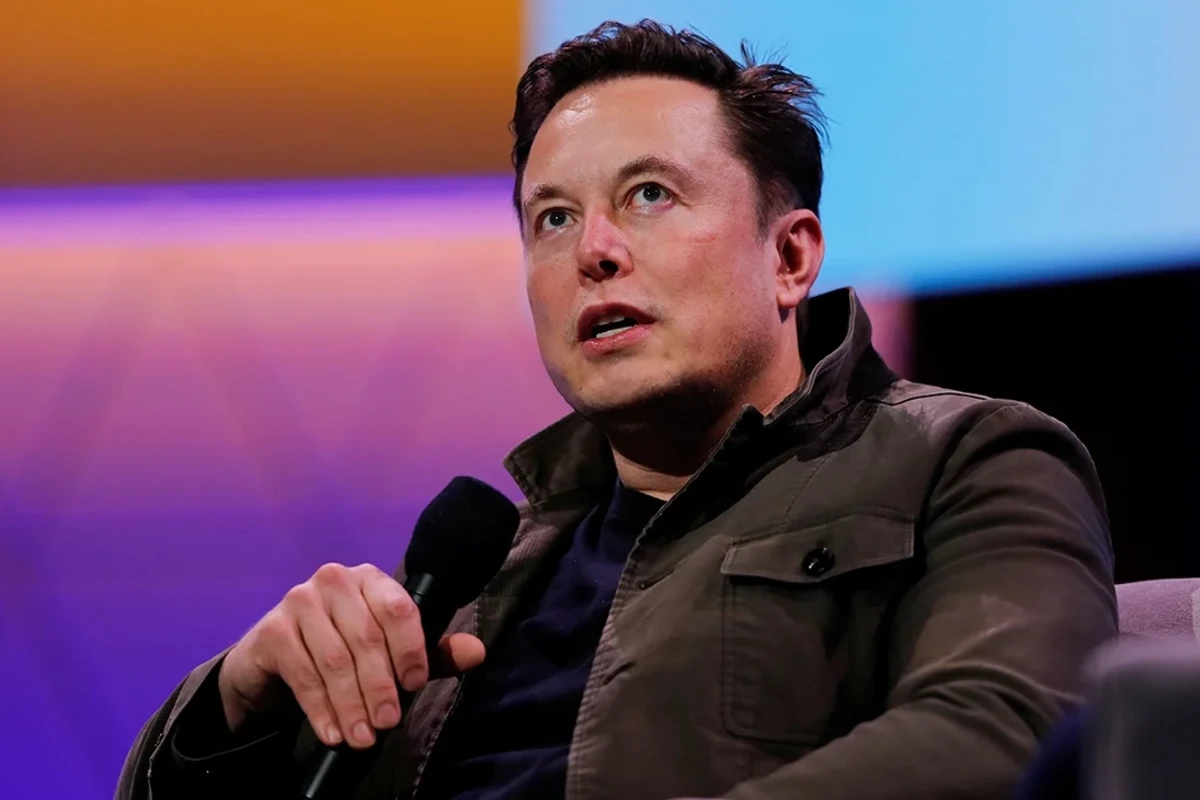 Илон Маск раскритиковал основателя Tesla Илон Маск раскритиковал основателя Tesla
