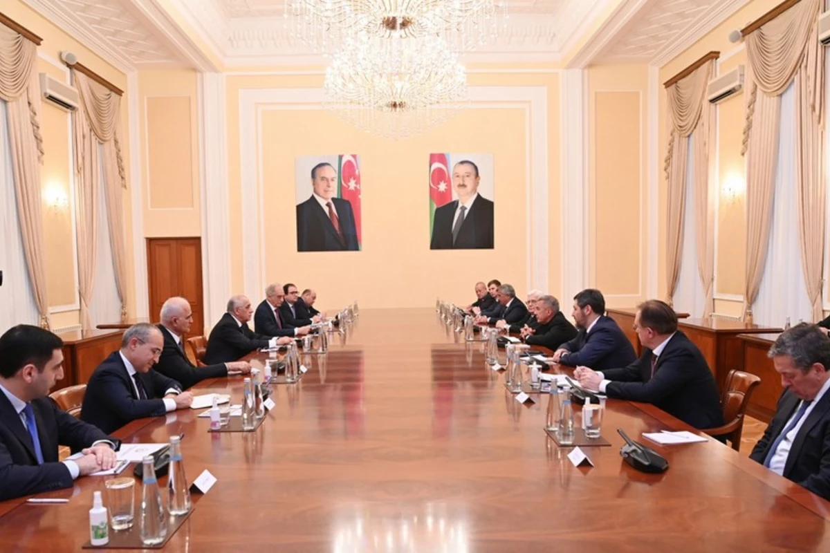 Əli Əsədov Tatarıstan Prezidenti ilə görüşüb